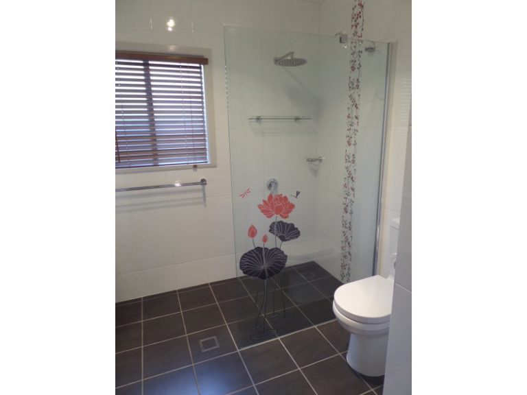 76 Larmer Street, Narrandera NSW 2700 - photo 13