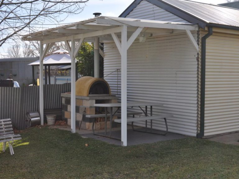 76 Larmer Street, Narrandera NSW 2700 - photo 16
