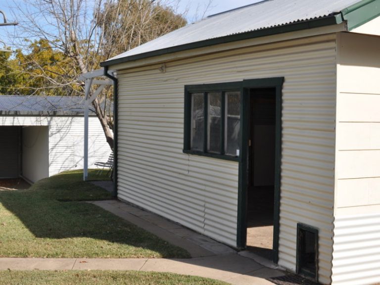 76 Larmer Street, Narrandera NSW 2700 - photo 18