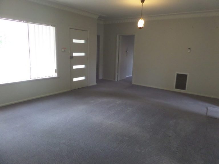 76 Larmer Street, Narrandera NSW 2700 - photo 8