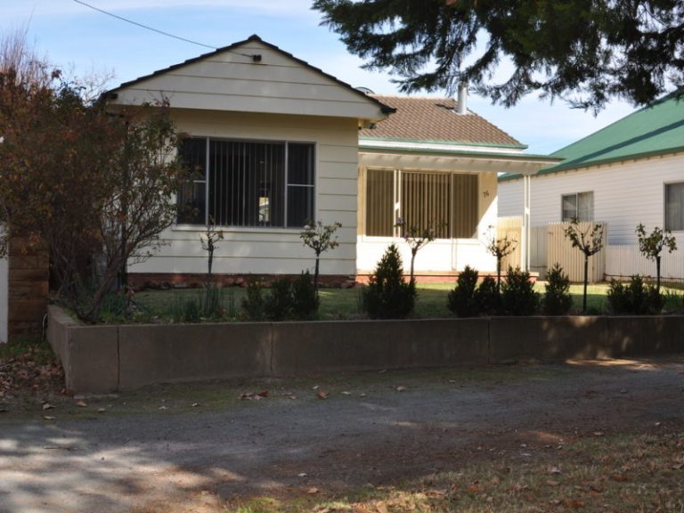 76 Larmer Street, Narrandera NSW 2700 - McGrath Riverina