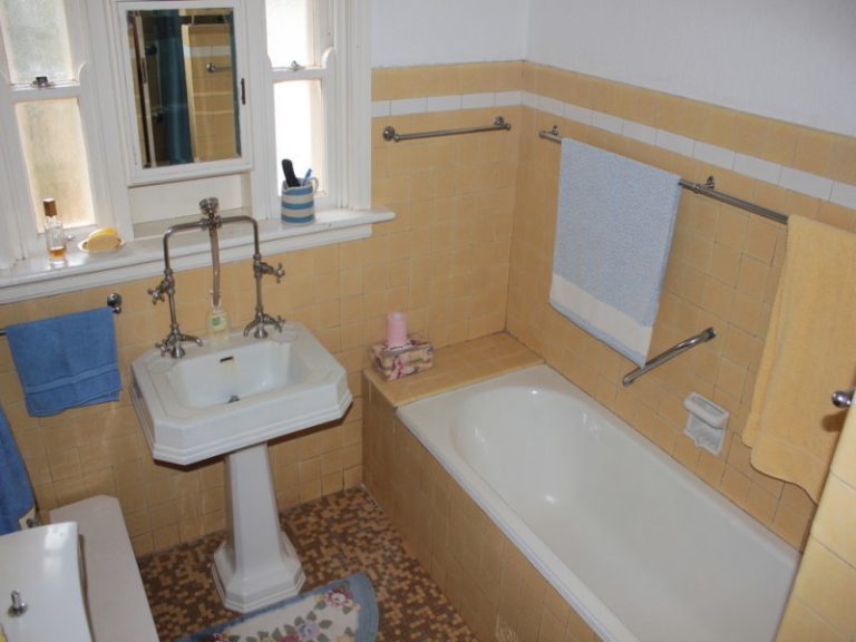 101 Gloucester Street, Temora NSW 2666 - photo 9
