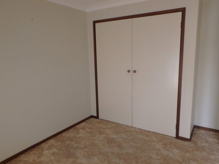 1/101 Crowley Street, Temora NSW 2666 - photo 4