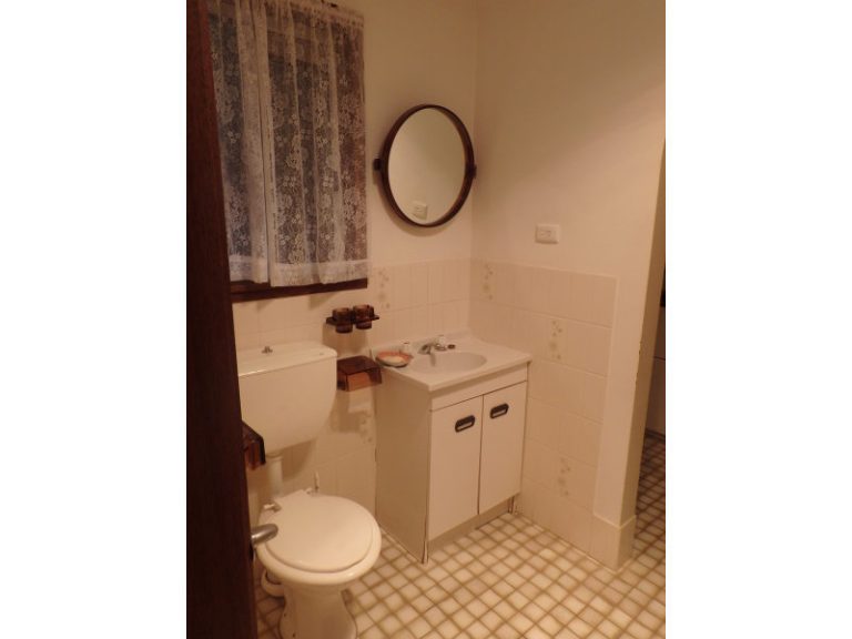1/101 Crowley Street, Temora NSW 2666 - photo 6