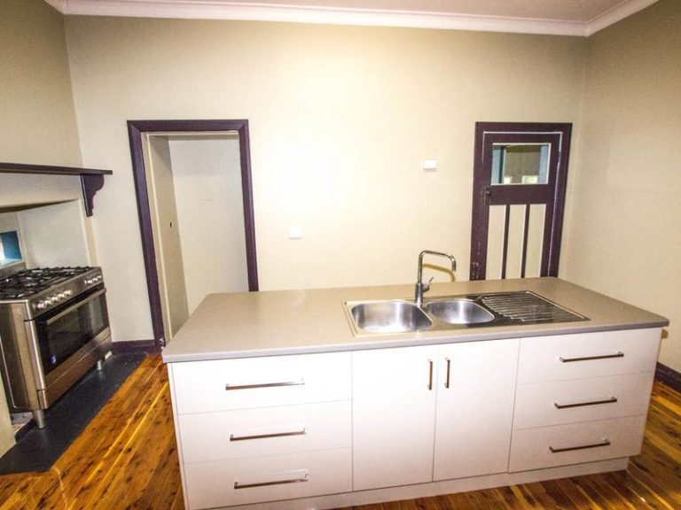 29 Roberts Street, Narrandera NSW 2700 - photo 13
