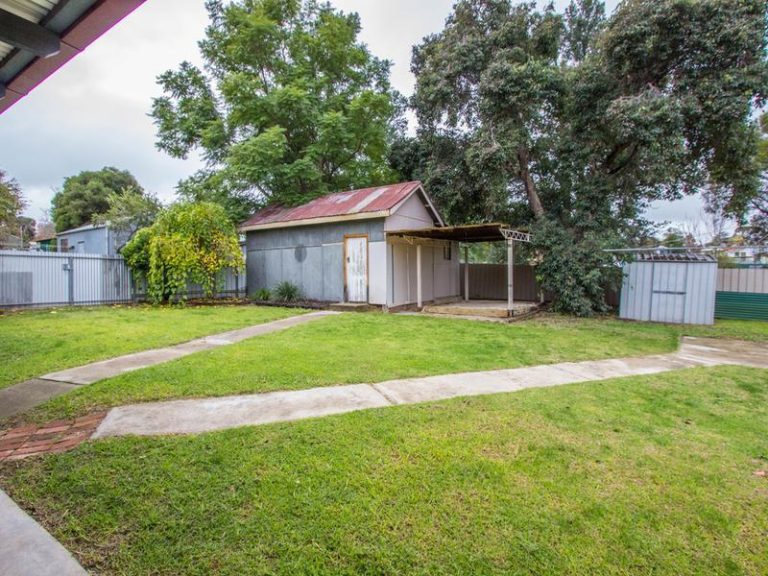 29 Roberts Street, Narrandera NSW 2700 - photo 19