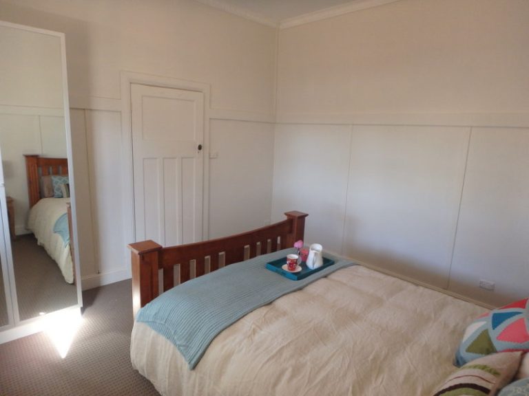 82 Crowley Street, Temora NSW 2666 - photo 6