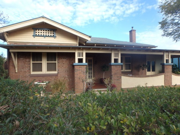 140 Loftus Street, Temora NSW 2666 - photo 2