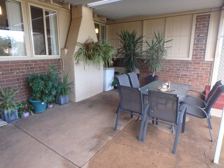 140 Loftus Street, Temora NSW 2666 - photo 11