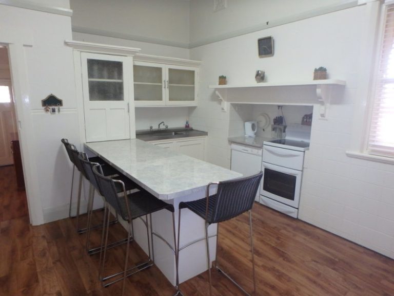 140 Loftus Street, Temora NSW 2666 - photo 12