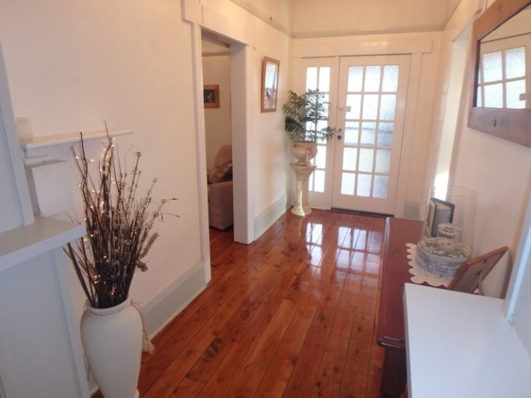 140 Loftus Street, Temora NSW 2666 - photo 3