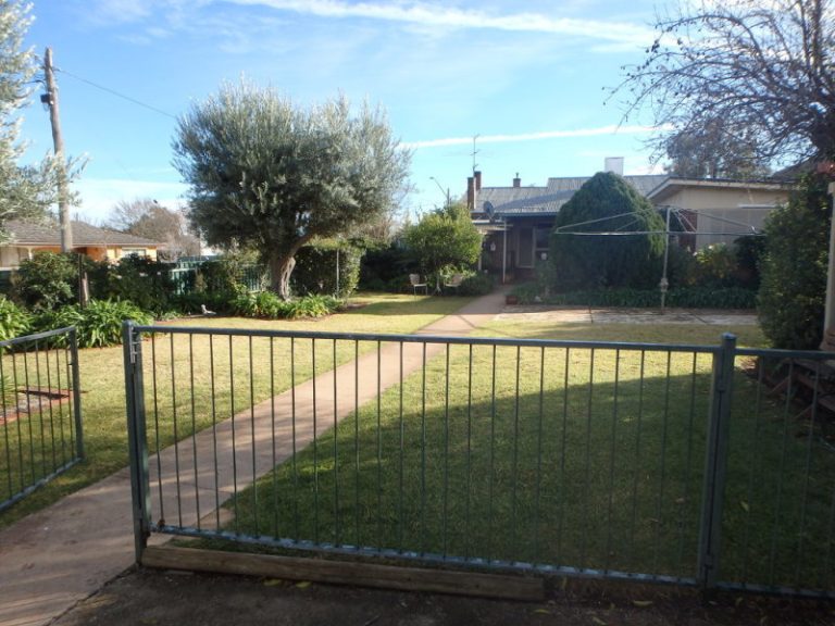 140 Loftus Street, Temora NSW 2666 - photo 28