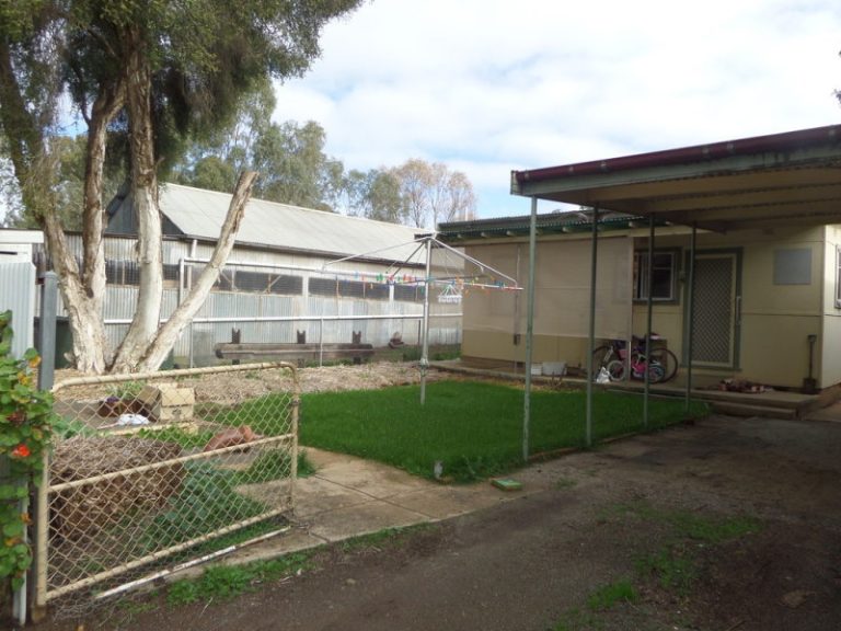 77 Ford Street, Ganmain NSW 2702 - photo 8