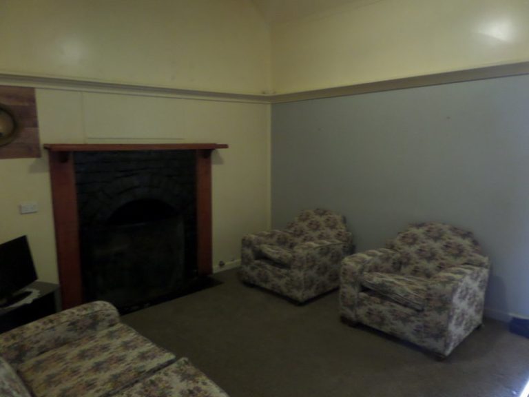 36 Grosvenor Street, Narrandera NSW 2700 - photo 3