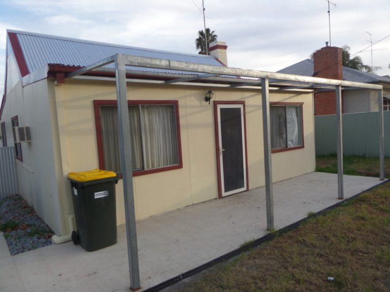 36 Grosvenor Street, Narrandera NSW 2700 - photo 6