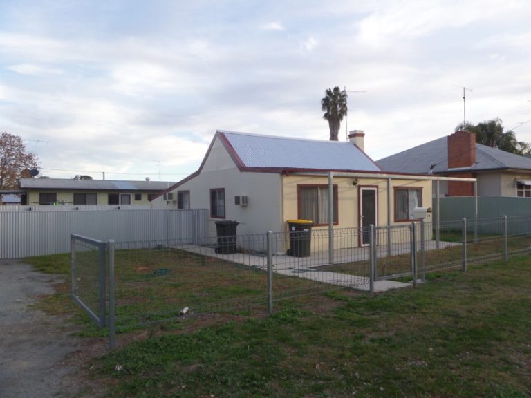 36 Grosvenor Street, Narrandera NSW 2700 - McGrath Riverina
