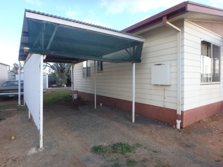 76 Ashelford Street, Temora NSW 2666 - photo 16