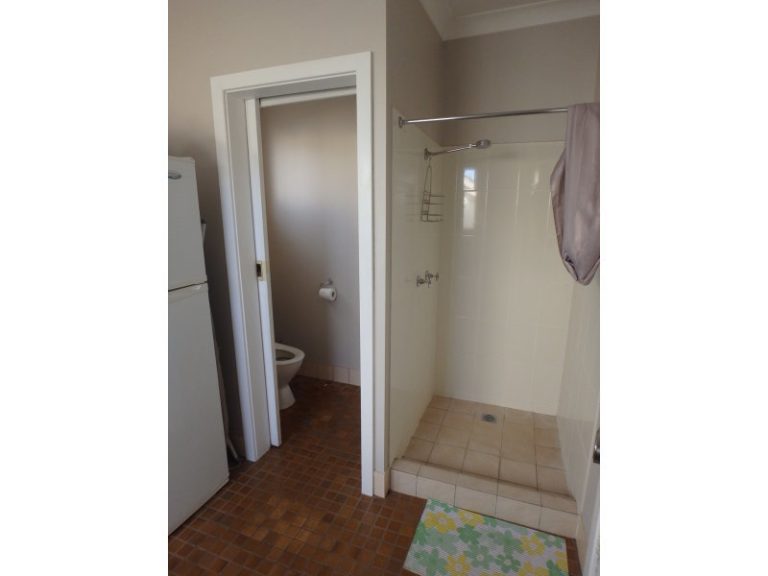 135 Twynam Street, Temora NSW 2666 - photo 12