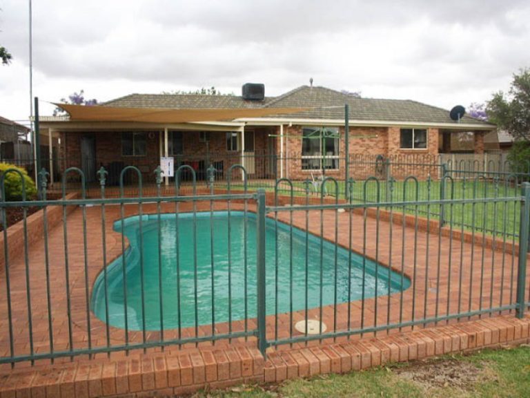 12 Kiesling Drive, Narrandera NSW 2700 - photo 21
