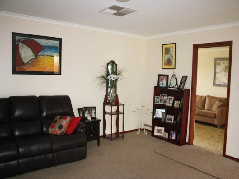 12 Kiesling Drive, Narrandera NSW 2700 - photo 8