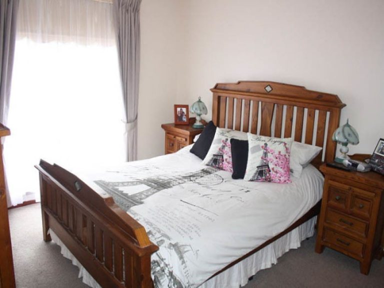 12 Kiesling Drive, Narrandera NSW 2700 - photo 10