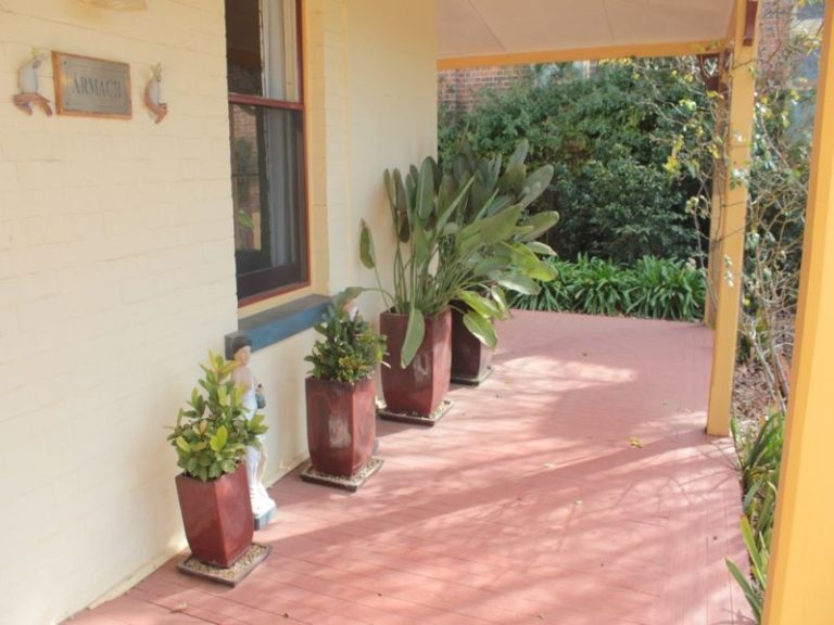 162 DeBoos Street, Temora NSW 2666 - photo 8