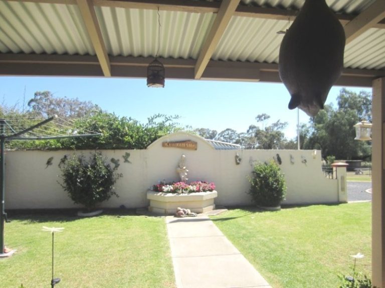 18 Cambria Street, Stockinbingal NSW 2725 - photo 3