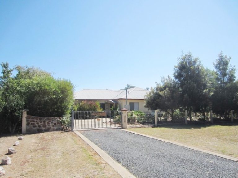 18 Cambria Street, Stockinbingal NSW 2725 - photo 21