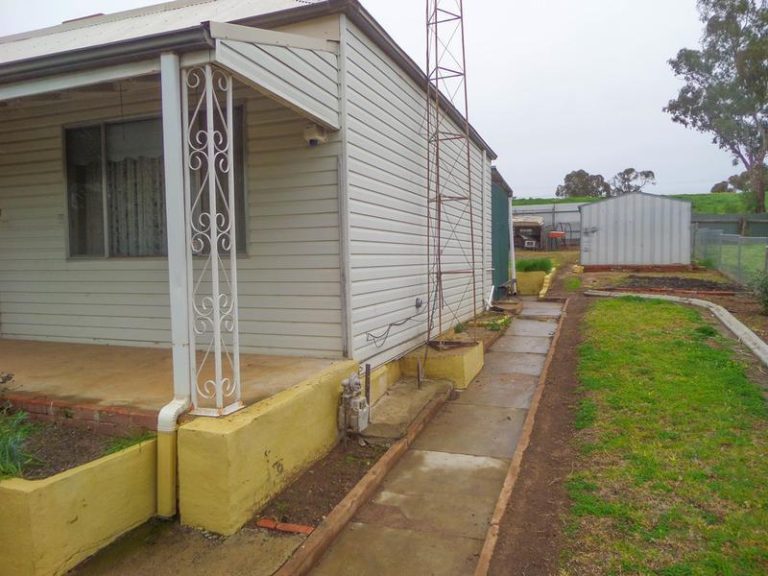 85 Ferrier Street, Narrandera NSW 2700 - photo 6