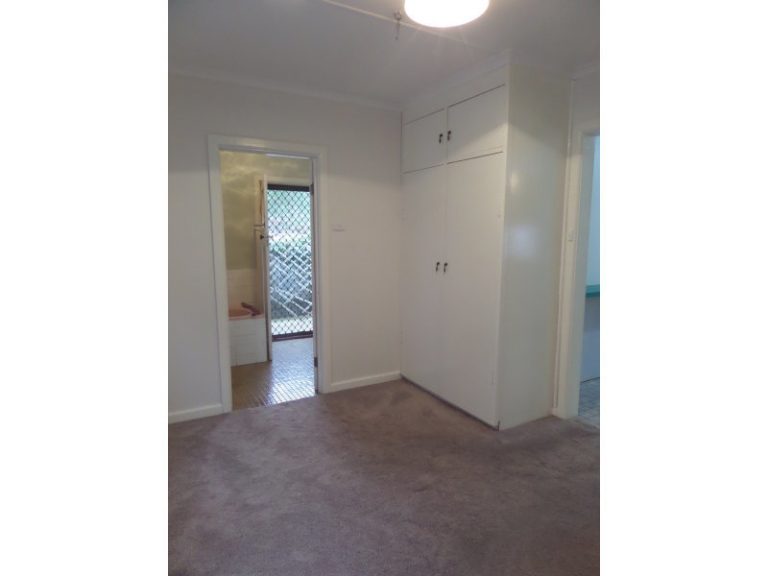 45 Dalgetty Street, Narrandera NSW 2700 - photo 11