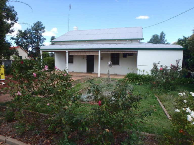 13 Reid Street, Ariah Park NSW 2665 - McGrath Riverina
