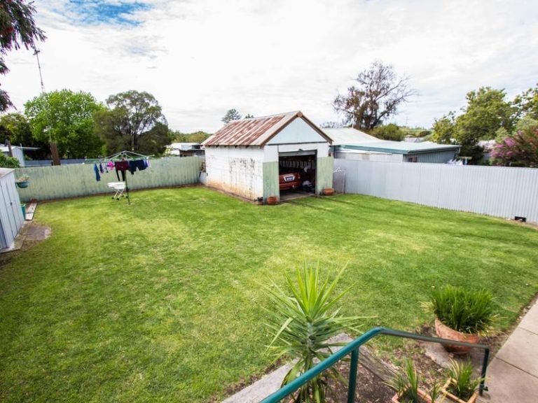25 May Street, Narrandera NSW 2700 - photo 12