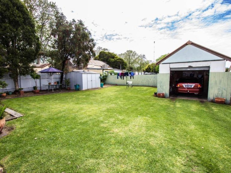 25 May Street, Narrandera NSW 2700 - photo 13