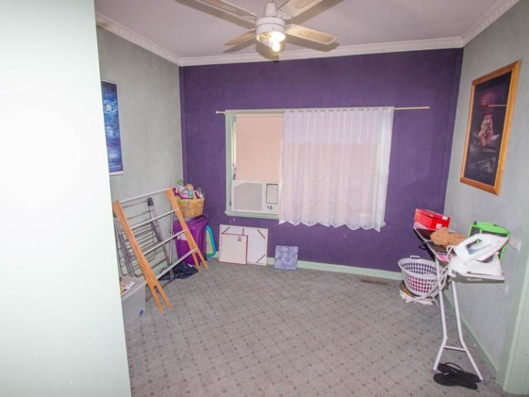 25 May Street, Narrandera NSW 2700 - photo 8