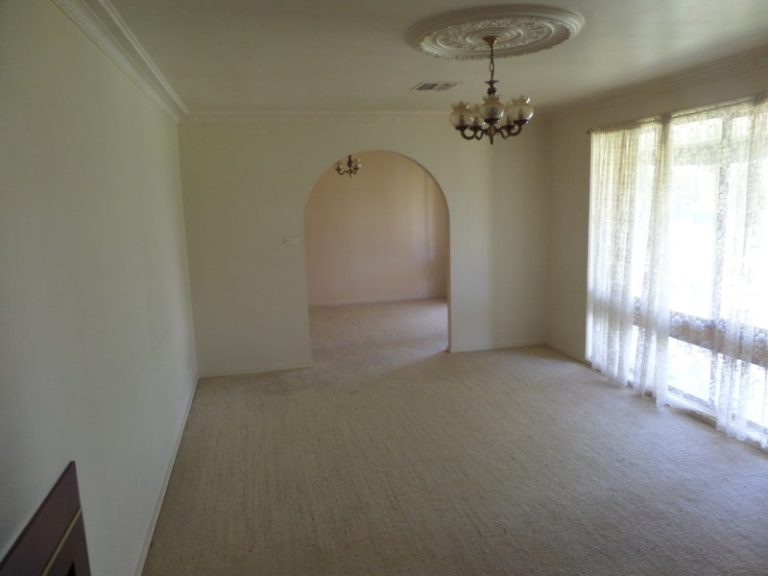 10 Japonica Place, Narrandera NSW 2700 - photo 4