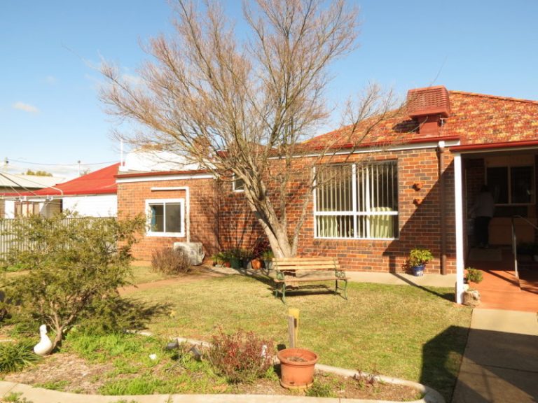 1 King Street, Temora NSW 2666 - photo 3