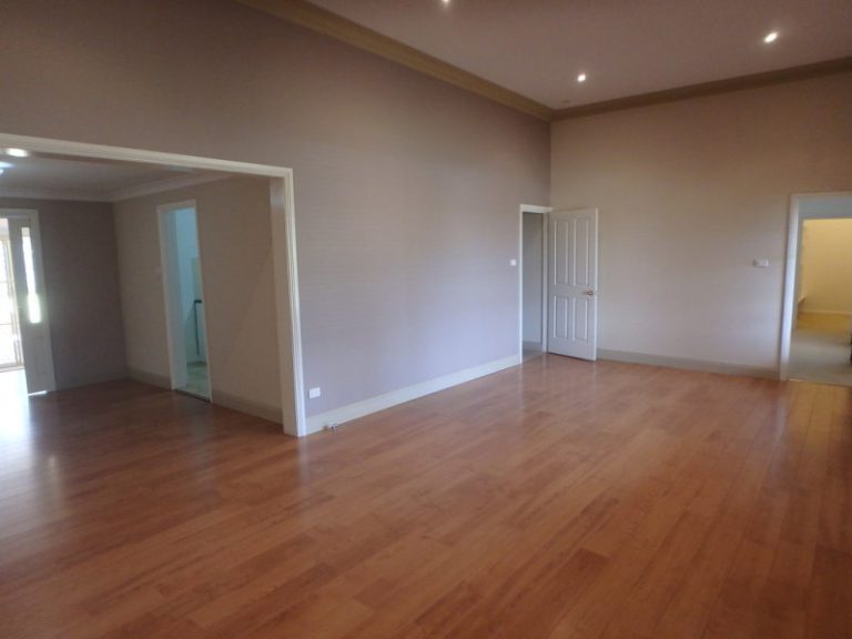 155 Kitchener Road, Temora NSW 2666 - photo 12