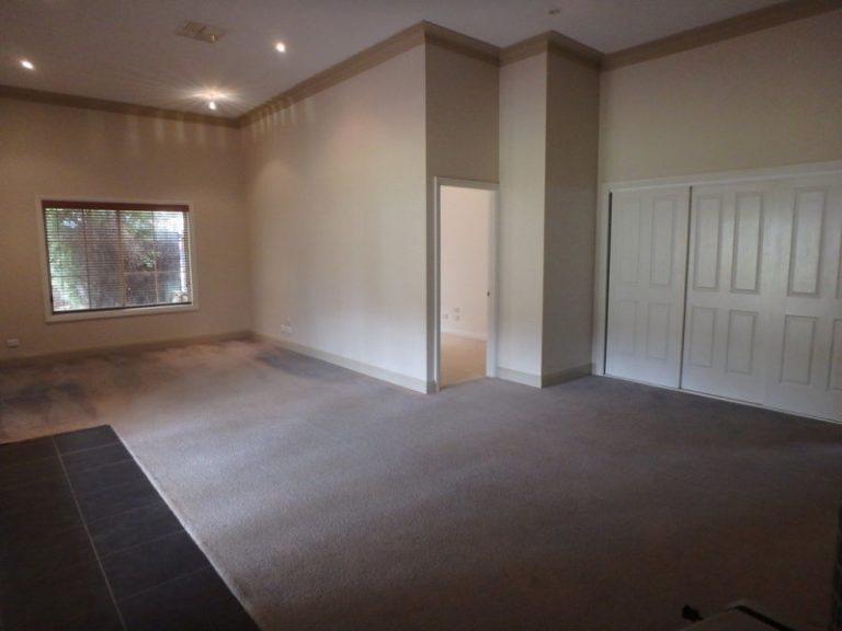 155 Kitchener Road, Temora NSW 2666 - photo 16