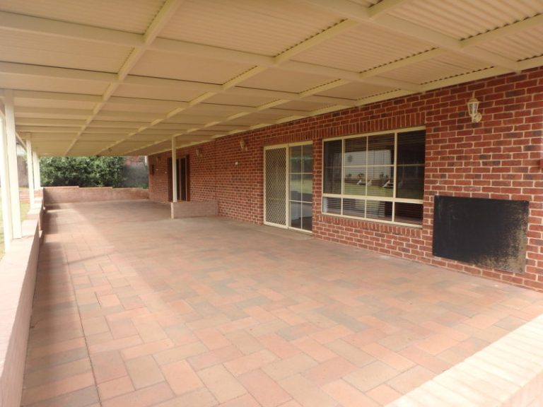 155 Kitchener Road, Temora NSW 2666 - photo 24
