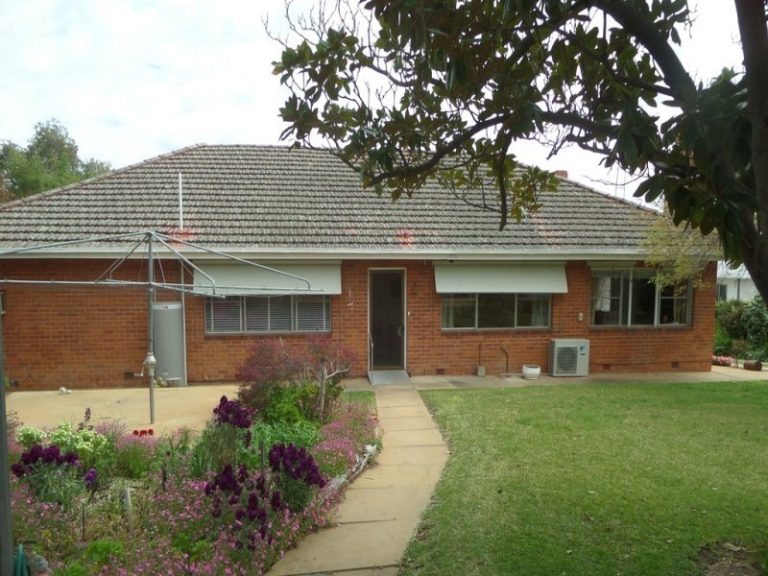 29 Frederica Street, Narrandera NSW 2700 - photo 8