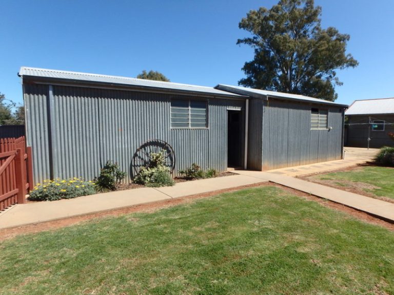 135 Anzac Street, Temora NSW 2666 - photo 19