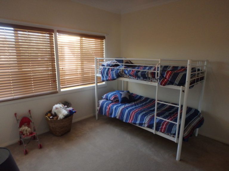 135 Anzac Street, Temora NSW 2666 - photo 5
