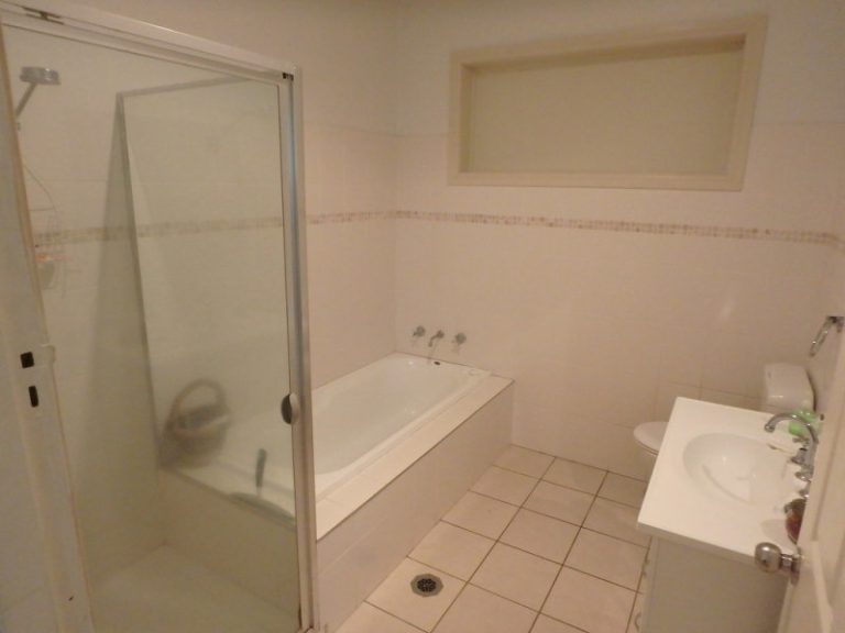 135 Anzac Street, Temora NSW 2666 - photo 8
