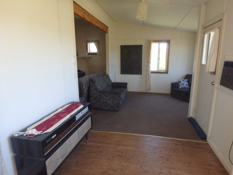 18 Talbot Street, Quandialla NSW 2721 - photo 15