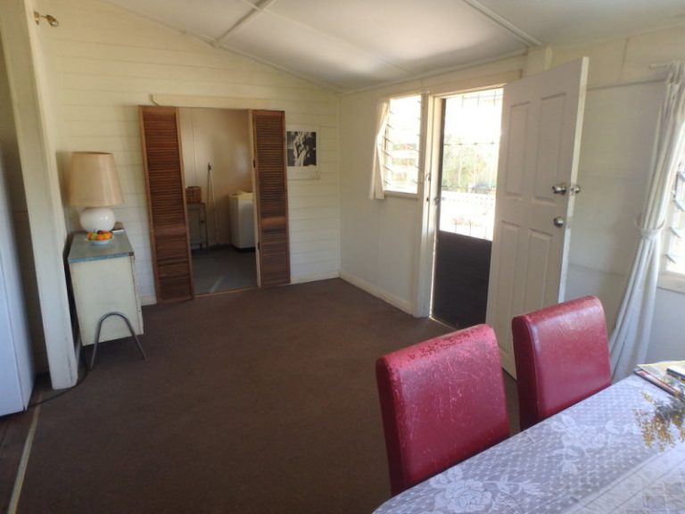 18 Talbot Street, Quandialla NSW 2721 - photo 8