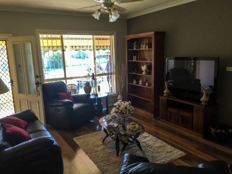 77 Adams Street, Narrandera NSW 2700 - photo 7