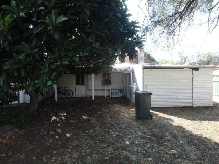4 Ashton Street, Ariah Park NSW 2665 - photo 13