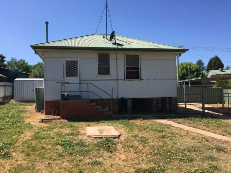 44 Frederica Street, Narrandera NSW 2700 - photo 3