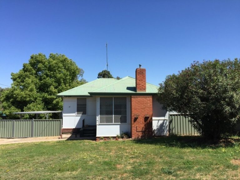 44 Frederica Street, Narrandera NSW 2700 - McGrath Riverina
