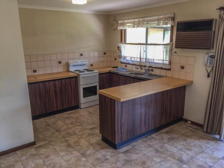 17 King Street, Narrandera NSW 2700 - photo 12